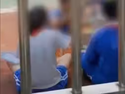 深圳某校学生未订餐被迫操场吃饭，龙岗区教育局：问题已整改