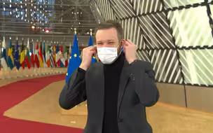 那个挑衅中国的立陶宛外长，被人“催”辞职！