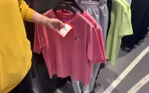 李宁的吊牌 VS H&M的吊牌