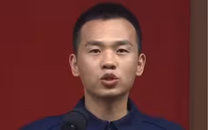 接祝福！神十九航天员给大家拜早年啦！