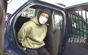 黑豹导演取钱被误当劫匪拘留
