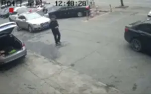 警界“锦鲤”！上海一辅警洗车时踩到25万元大钻戒