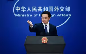 外交部新任发言人亮相！