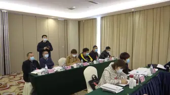 蓝景芬在参加人大第一代表团审议时指出 擘画发展新蓝图 昂首迈向龙泉复兴新征程