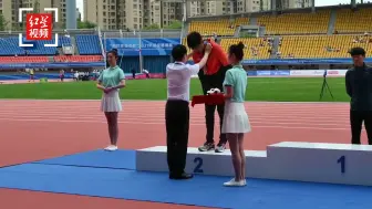 全要素演练！体育展示+颁奖流程细致入微，奖牌发之前要熨烫