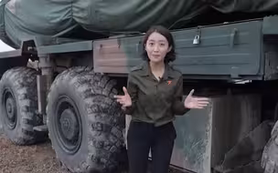 央视小姐姐揭秘03式远程火箭炮
