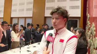 游泳运动员覃海洋：运动员还是应专注自己成绩的提升