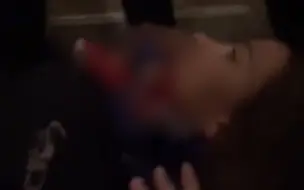 现场！女性特朗普支持者中弹死亡，颈部淌血旁人哭喊求助