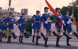 国旗护卫队的青春太酷了，点赞广东医科大学的同学们