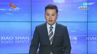 秋高气爽，我区农户全面开镰收割晚稻