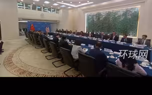 王文涛会见美国商务部长雷蒙多