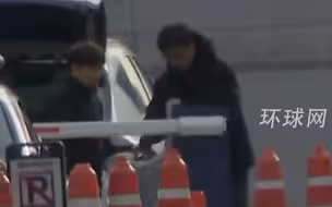 韩国警方突击检查总统尹锡悦的“安全屋”，试图获取监控录像