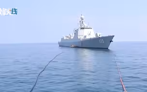 直击海军亚丁湾护航编队海上补给演练：协同配合 高效作业！