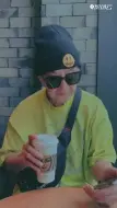 潮流老爷爷！你看得出他多少岁了吗？