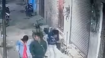 离奇一幕：印度男子散步时打喷嚏 过几秒突然倒地不幸身亡