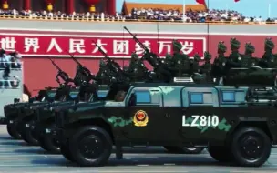 “这一次我告别故乡踏上流浪，无知和久违的理想像期待在前方，妈妈的话充斥梦想我不会再彷徨，如今我背负了信仰渐渐远离了家乡……”