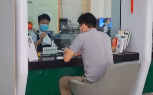 金融行业的发展给老百姓的生活带来了哪些改变？