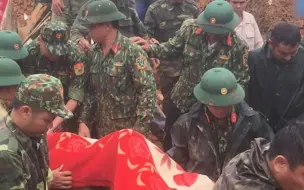 越南一兵营遭遇山体滑坡，至少22名军人被泥泞掩埋失踪