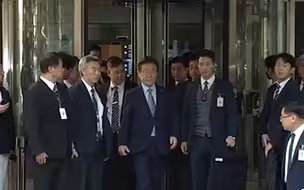 韩国最大在野党党首李在明被判有期徒刑1年 走出法庭后称将上诉