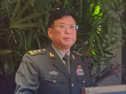 解放军中将谈南海问题：擦亮眼睛保持警惕 绝不能引狼入室
