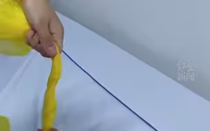 很多垃圾清运员是老人。如果阳了，垃圾请这样处理！