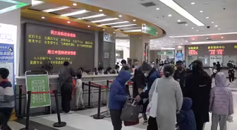 呼吸道传染病患儿不必扎堆大医院，专家：病情轻微的患儿可首先在基层医院就诊