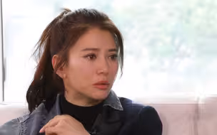 袁咏仪自曝小三风波，哽咽落泪称特别后悔伤害到他