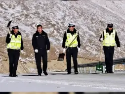 感谢守护！#川藏线27岁交警的脸被风雪吹出纹路  #总有温暖在身边