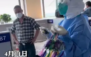 机智“大白”用卖香囊的方法，帮隔离点人员戒烟，用心了！