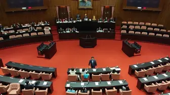 台立法机构开议为何不敢开议？邱毅：担心影响“台美”经贸问题