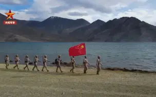 “我们日夜守护的不是一片荒凉，而是一片充满生机的土地，是我们可亲可爱的祖国！”跟边防官兵一起，去看看夏季的班公湖到底有多美！