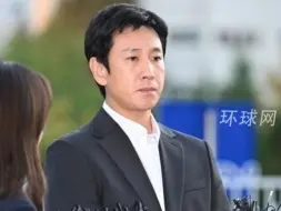 韩国警方确认演员李善均在车内死亡，副驾上有炭块，此前因涉毒被警方调查