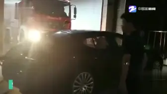 保时捷深夜堵消防站门口被罚150元， 网友：罚太轻了