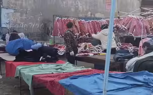 看到今年的流行款棉袄顿时觉得身上的不香了