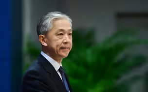 汪文斌：立陶宛政府背信弃义，遭到国内外普遍质疑和反对