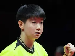 乒超女团决赛：孙颖莎3-2胜王曼昱，0-2落后连追三局大逆转