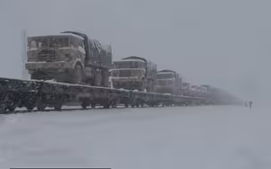 兵哥哥铁路机动赴高原遇大雪