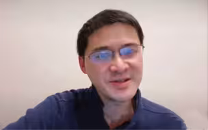 “人一旦悟透了就会变的沉默，不是没有与人相处的能力，而是没有了逢人作戏的兴趣”