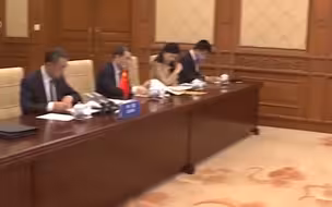 世卫组织呼吁合作伙伴提供资金。中国承诺再提供30亿美元援助