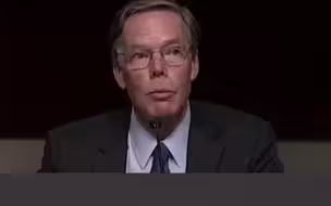美新任驻华大使宣誓就职，称将为保护促进美国利益发出强有力声音
