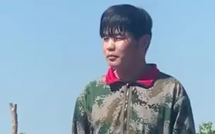 男同学长相酷似“周杰伦”走红网络 网友：已成功收获大量粉丝