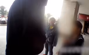 骗子冒充公检法诈骗老人，民警问话嚣张回复：“我是你大爷！”