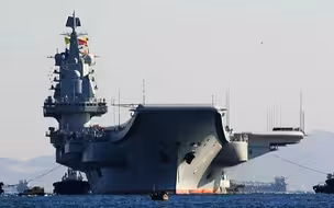 杜文龙兵器谱02：“陆战之王”坦克与“海上霸主”航空母舰