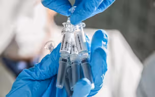 50秒看147天中国接种新冠疫苗超20亿剂次 本轮疫情已得到有效控制