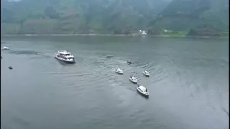 浙皖渔业跨省联合执法 共护新安江母亲河
