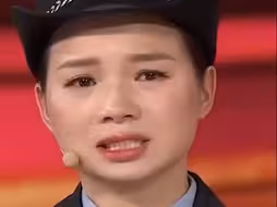 你救了我，我成为了你，泪目！她被武警消防官兵救下，再见恩人，她已是一名人民警察！