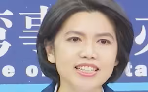 国台办发言人朱凤莲亲切闽南语：大陆人和台湾人是一家人，一起商量一起打拼