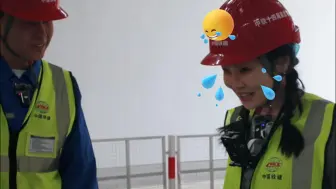 在长江底下挖隧道，是一种什么体验？车速每分钟50毫米，它真的没有在摸鱼？#趣敲门吧 和记者一起，到国产最大盾构机“江海号”的肚子里找答案✌️