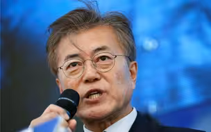 三星会长出殡后，前总统被判刑，是文在寅在布局？