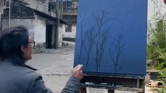 画家用树枝绘制星光夜景 网友：简单的设备 极简的美学
